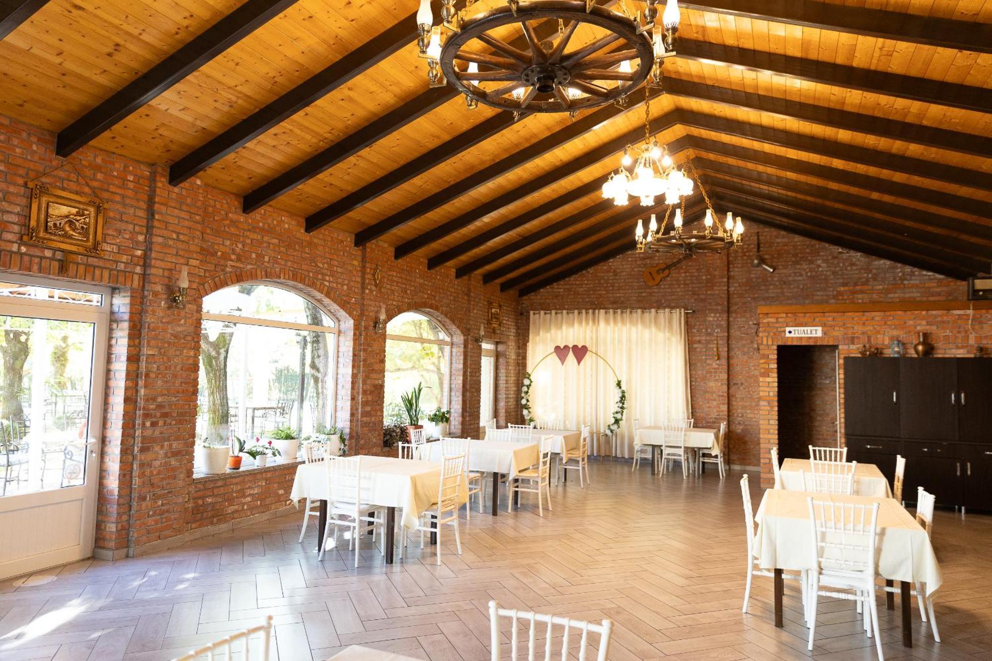 Hotel Paradise Shkodra Kültér fotó