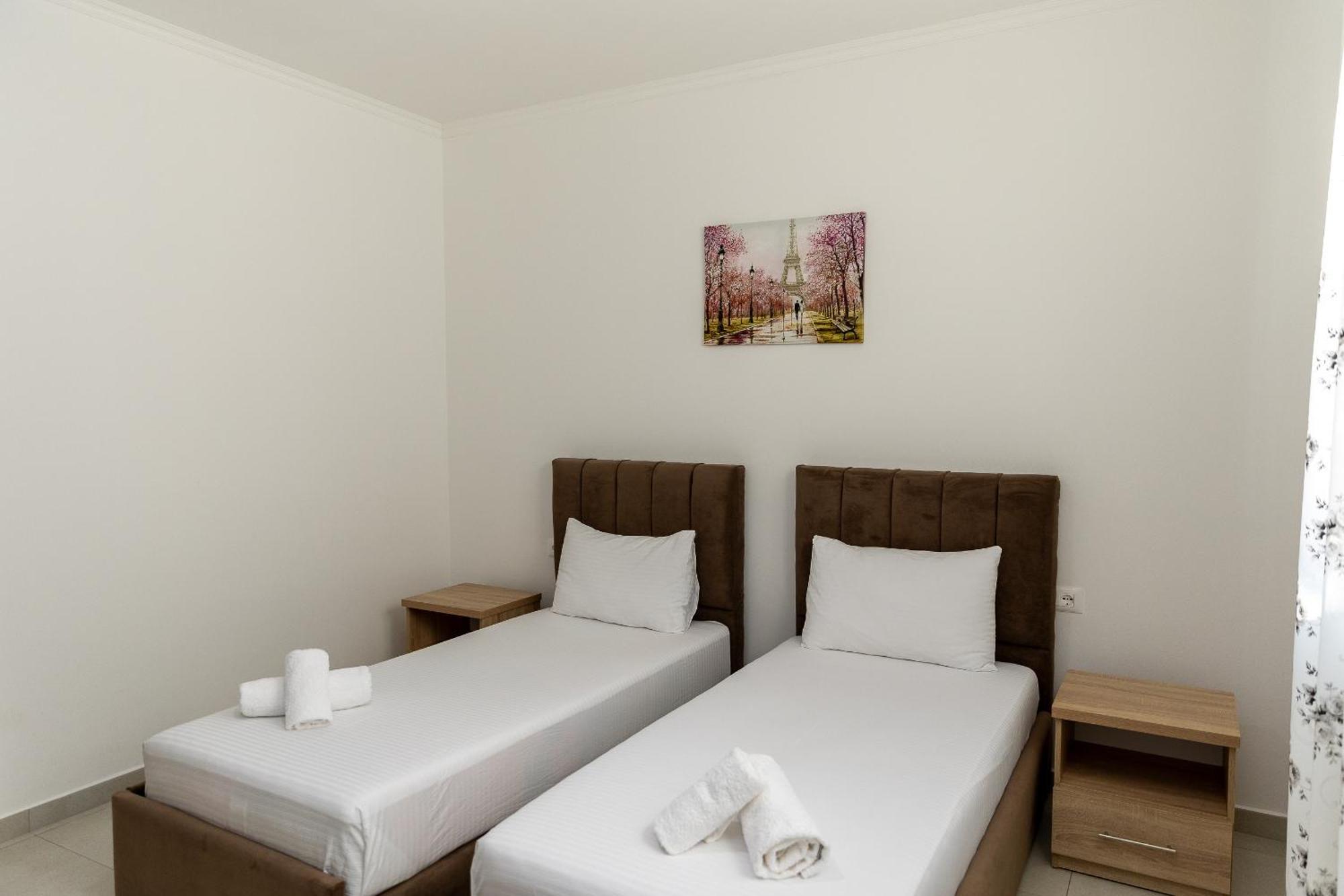 Hotel Paradise Shkodra Kültér fotó