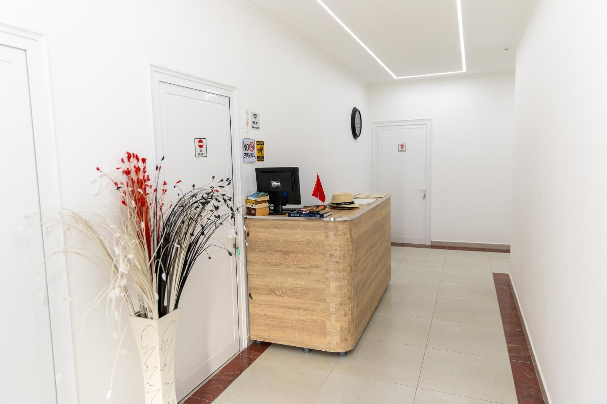 Hotel Paradise Shkodra Kültér fotó